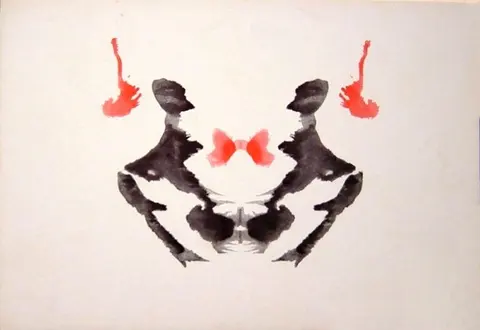 그림: 로르샤흐 검사 도판 3번